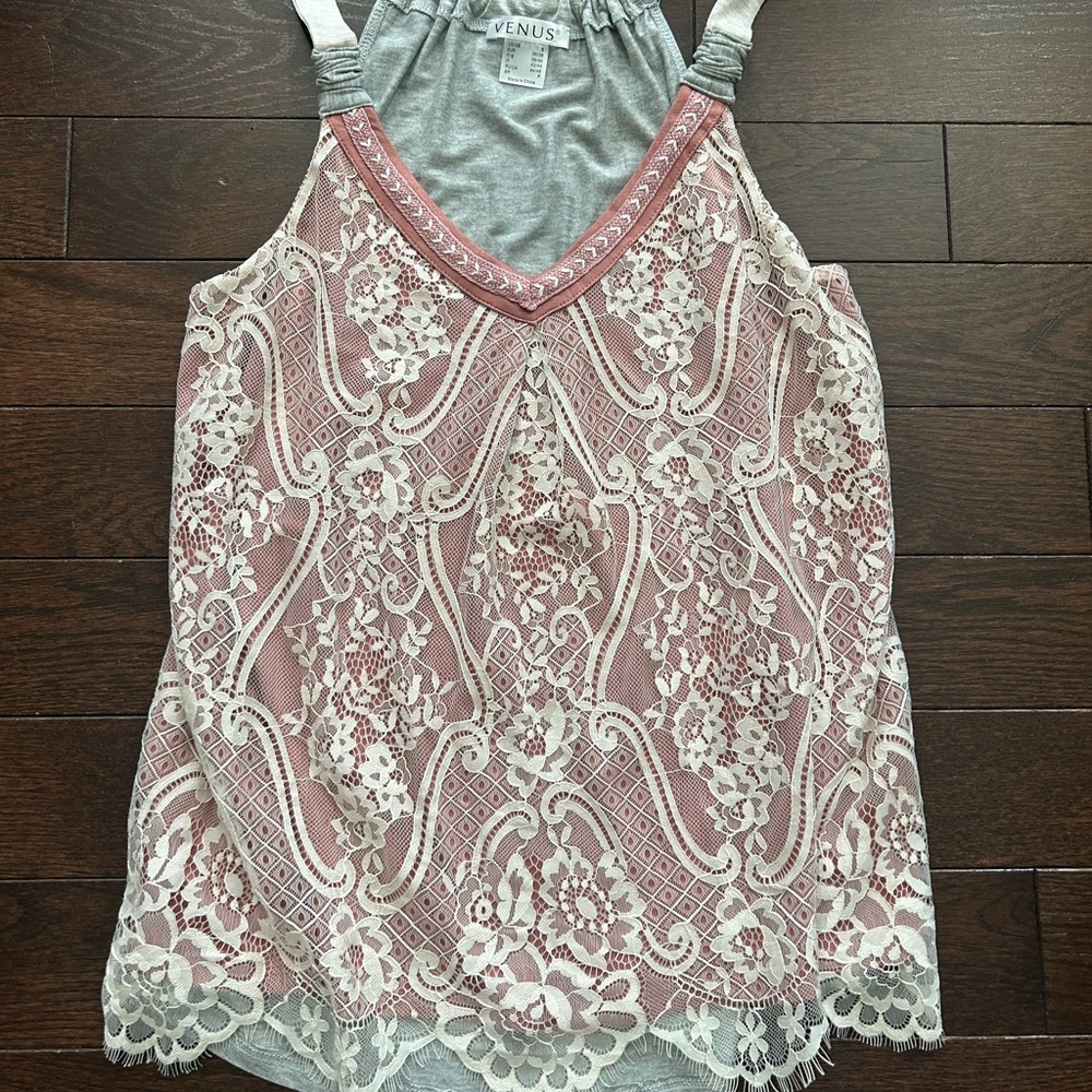 NWOT Venus Lace Overlay Tank